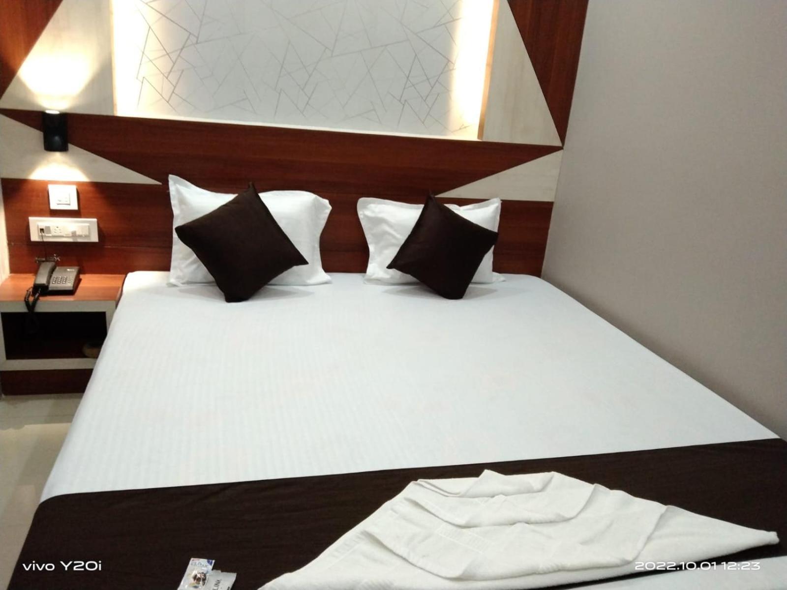 Hotel Marine Blue !! Beach Distance 50 Mts !! Digha  Eksteriør billede