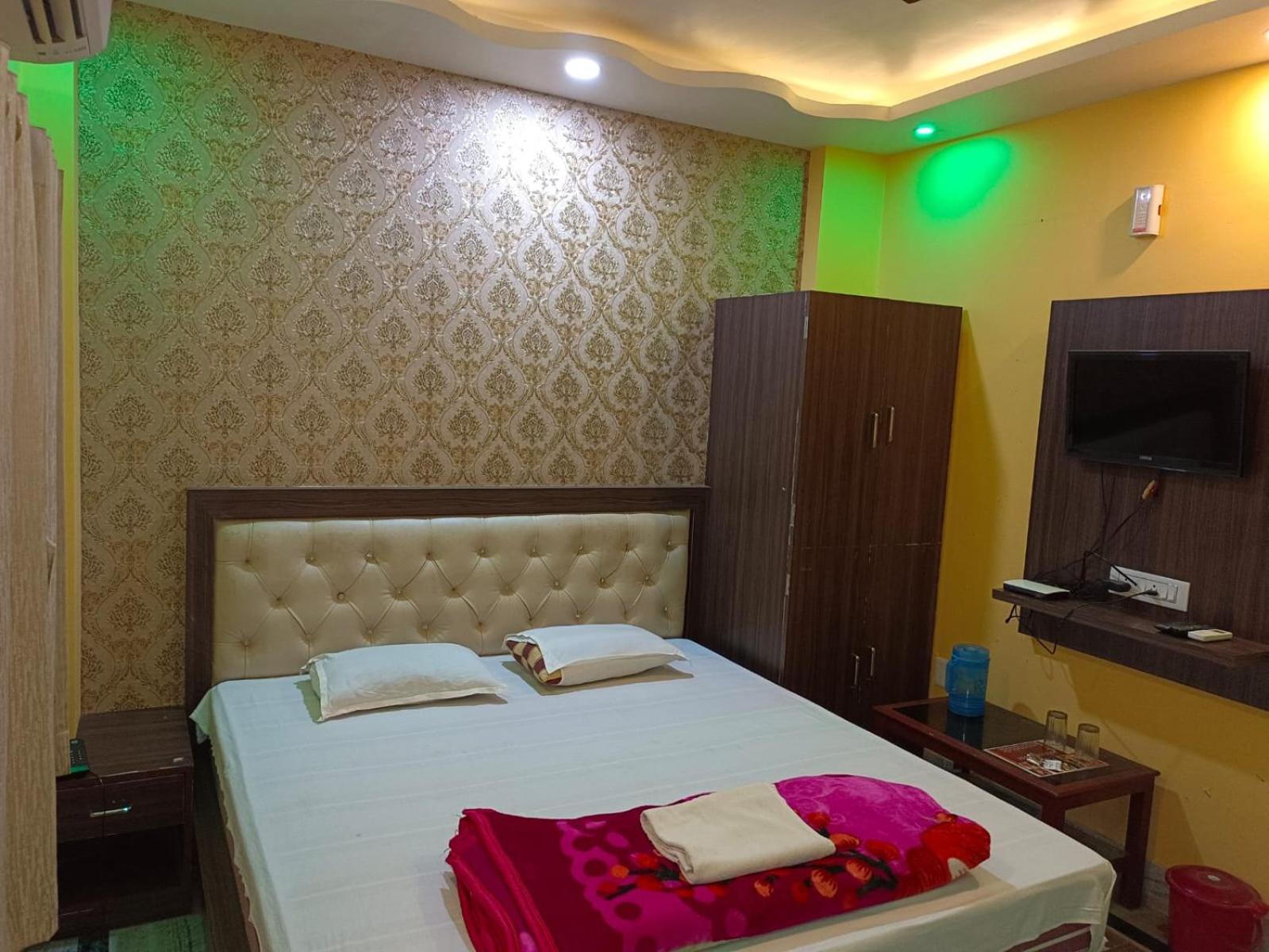 Hotel Marine Blue !! Beach Distance 50 Mts !! Digha  Eksteriør billede