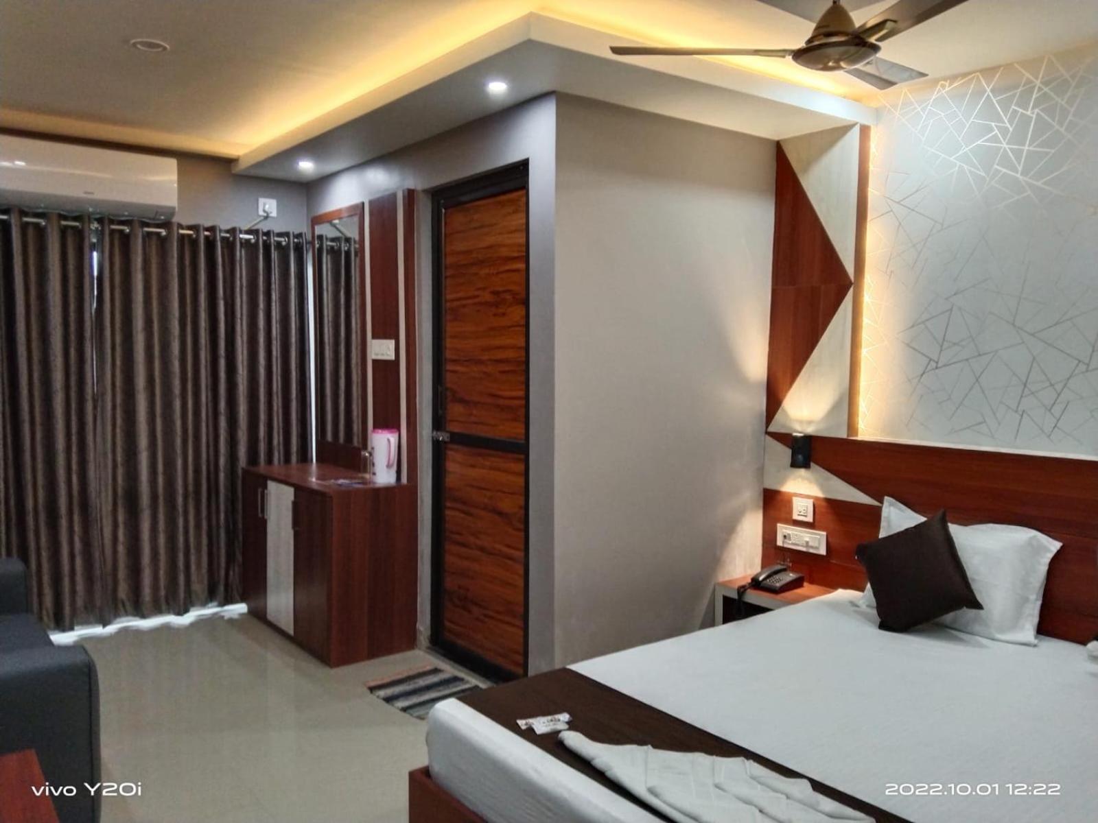 Hotel Marine Blue !! Beach Distance 50 Mts !! Digha  Eksteriør billede