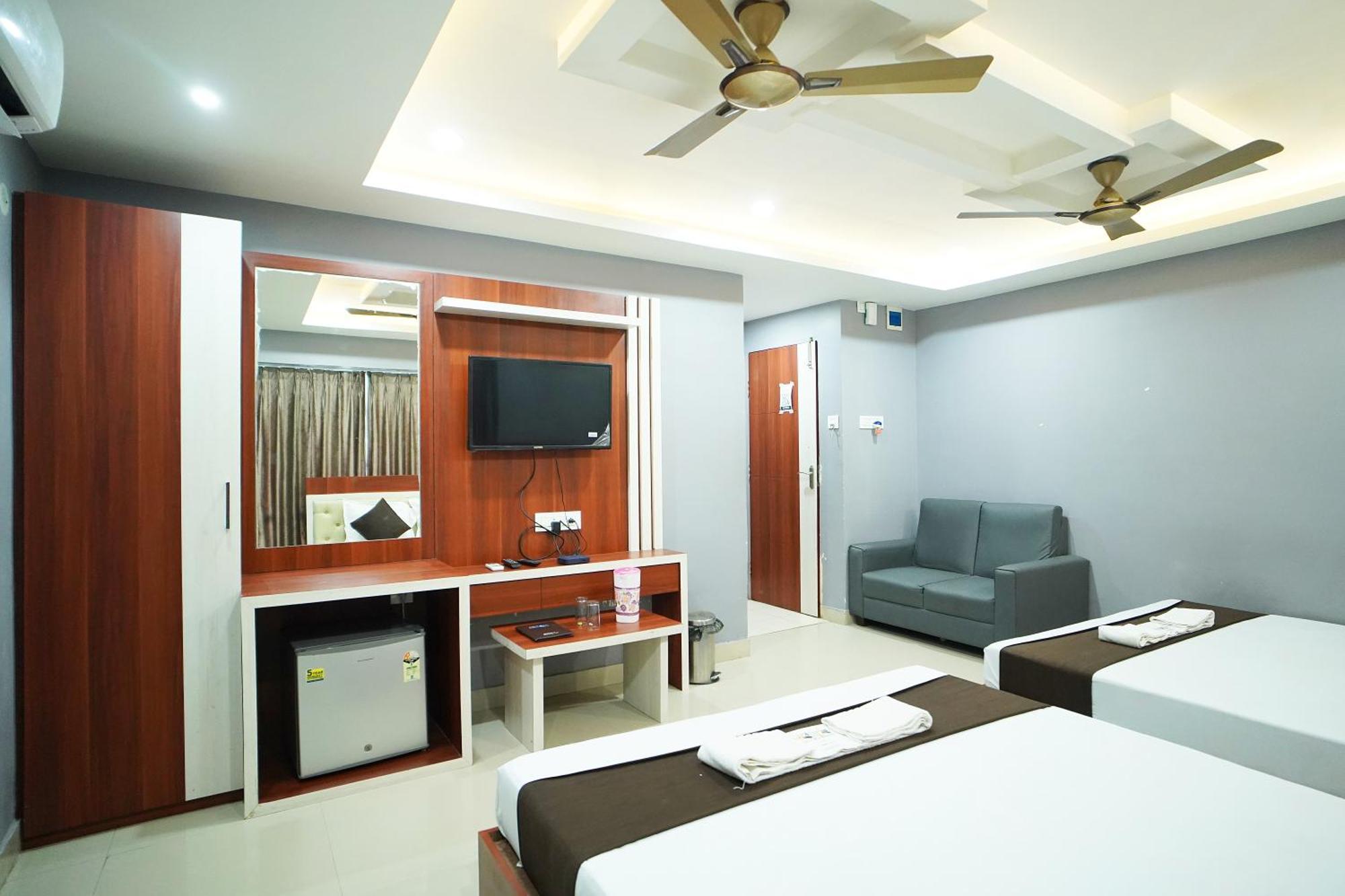 Hotel Marine Blue !! Beach Distance 50 Mts !! Digha  Eksteriør billede