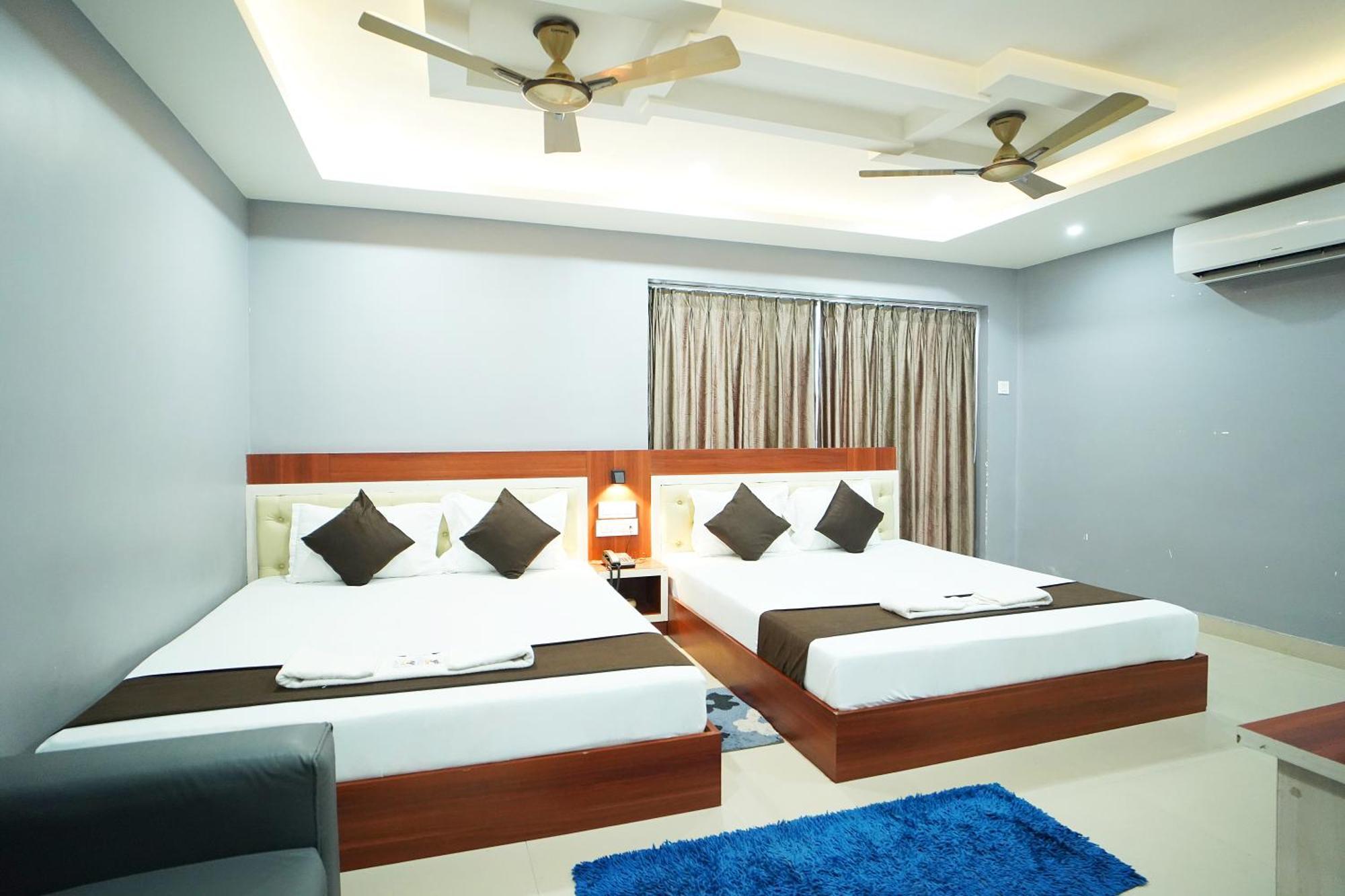 Hotel Marine Blue !! Beach Distance 50 Mts !! Digha  Eksteriør billede